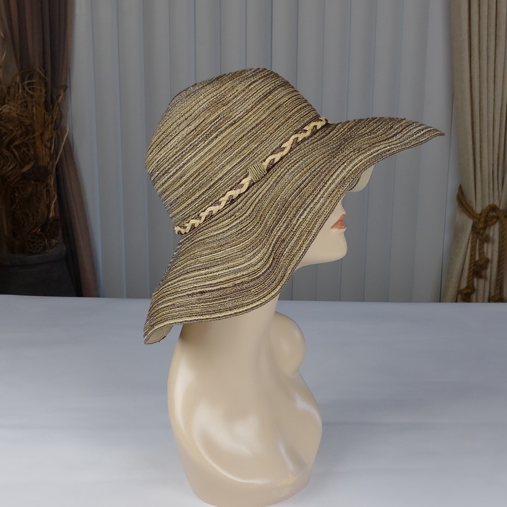 Collection Fifty Nine Women's Hat.